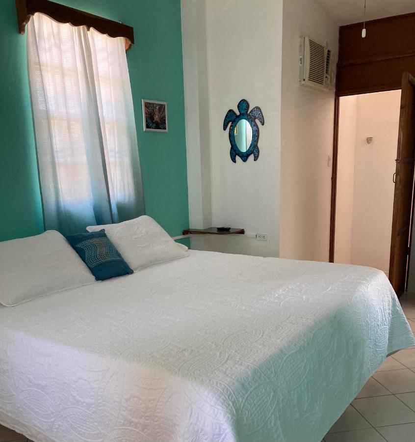 Jaguar Morning Star Hotel Caye Caulker Exterior foto