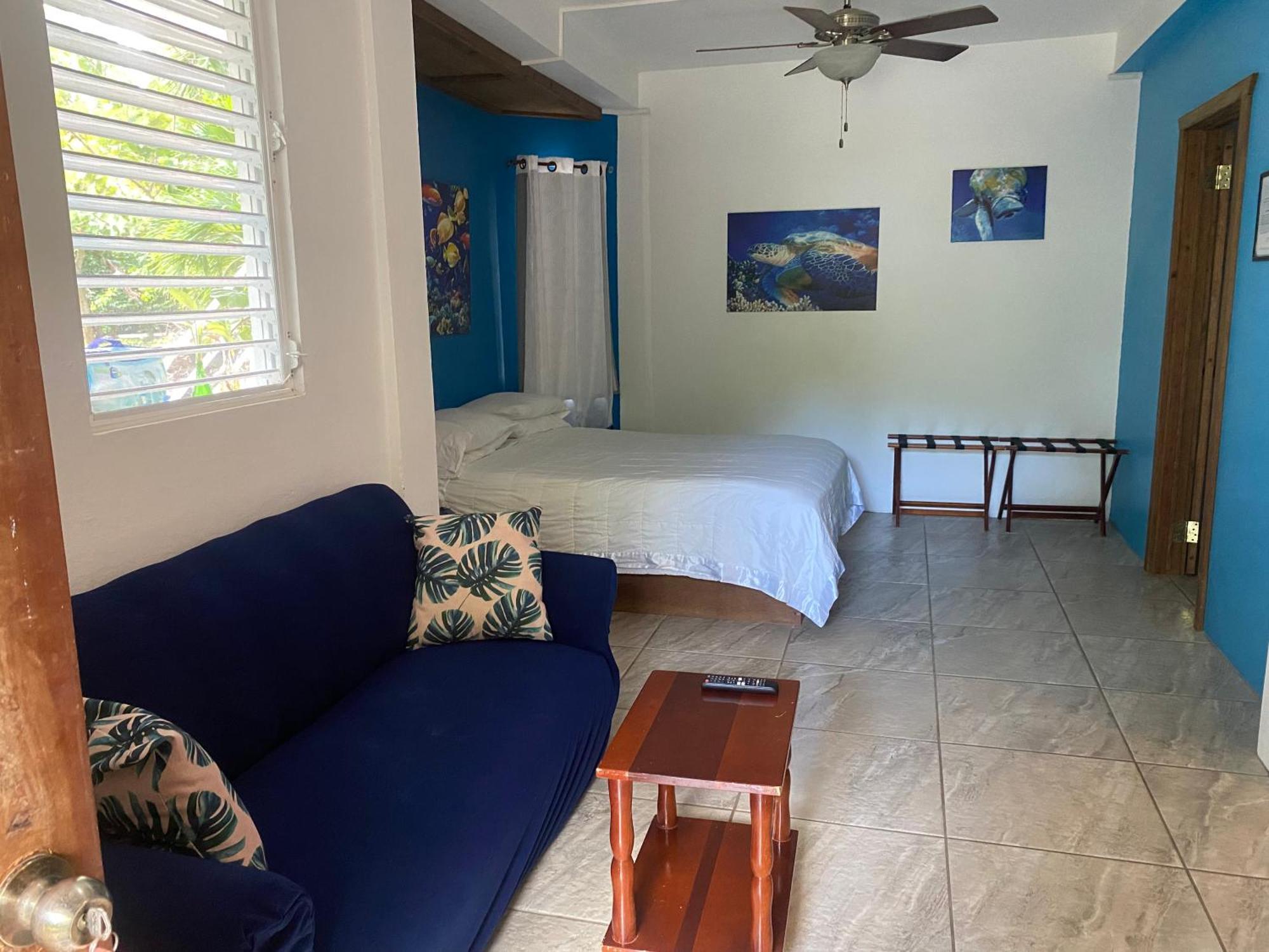 Jaguar Morning Star Hotel Caye Caulker Exterior foto